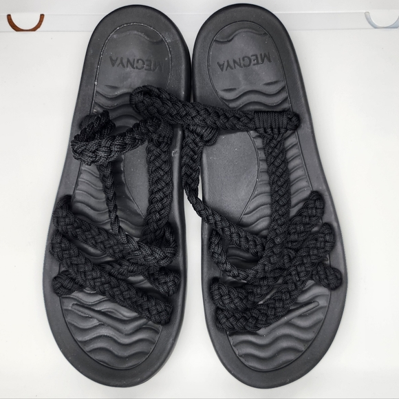 NWT Megnya Black Sandal New - Picture 5 of 6